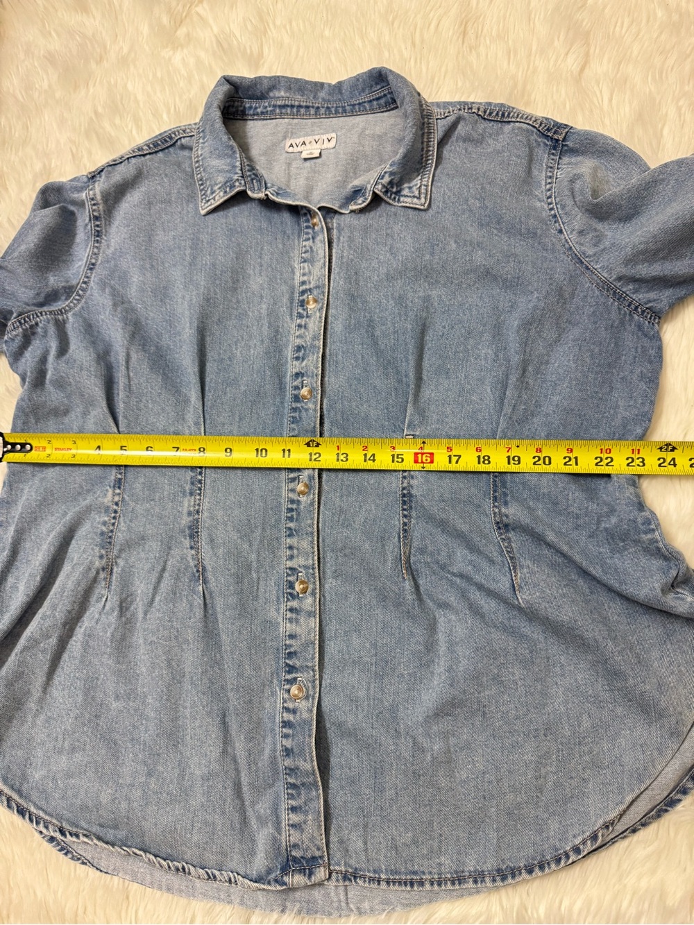 Ava & Viv Women's Denim Shirt Plus Size XL Light Wash Button Up Cotton Shacket - Picture 7 of 11